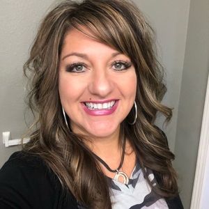 Meet your Posher, Sonia